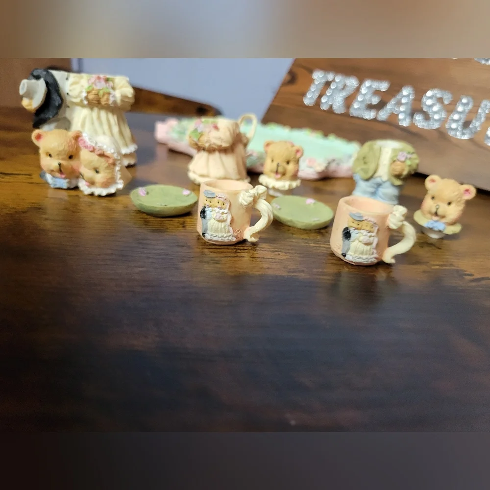 Vintage with tags Charming Bear Family mini tea Set -